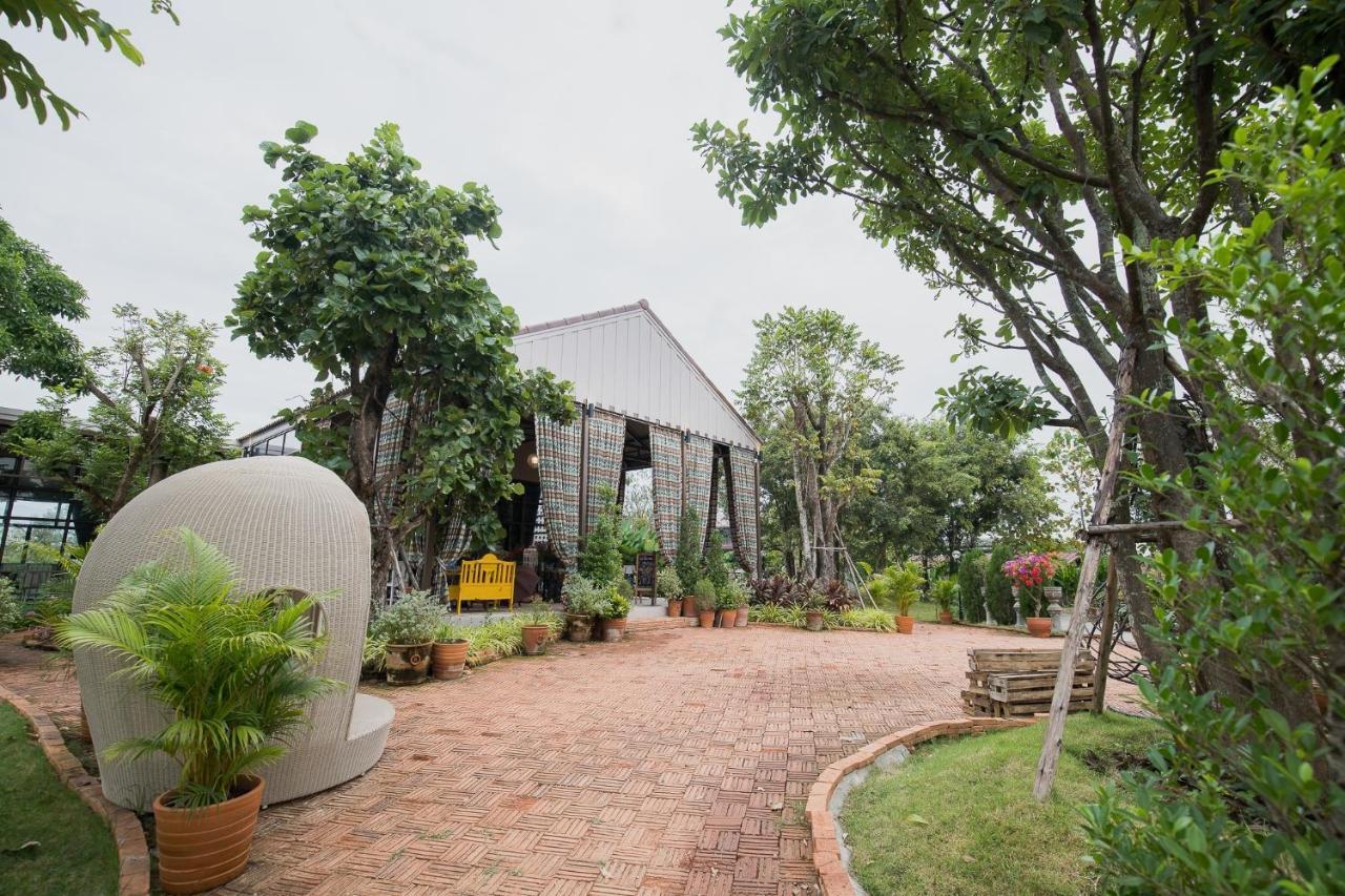 Thanburi Resort Chom Thong Exterior photo