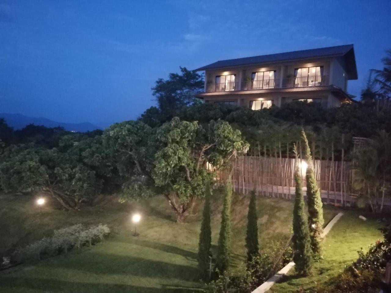 Thanburi Resort Chom Thong Exterior photo